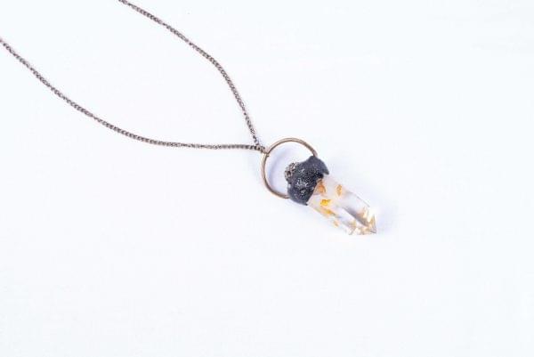 Crystal-Focus-necklace-pic1